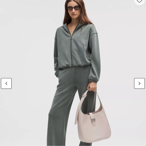 lululemon Leather Alternative Shoulder Bag 8L BRAND NEW, never used! - Picture 6 of 10